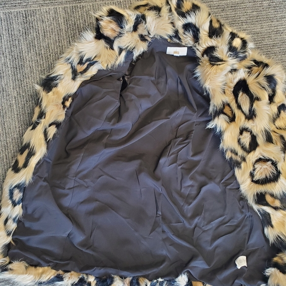 Michael Kors Mega Cat Faux Fur Jacket Coat sz XS - Picture 10 of 12